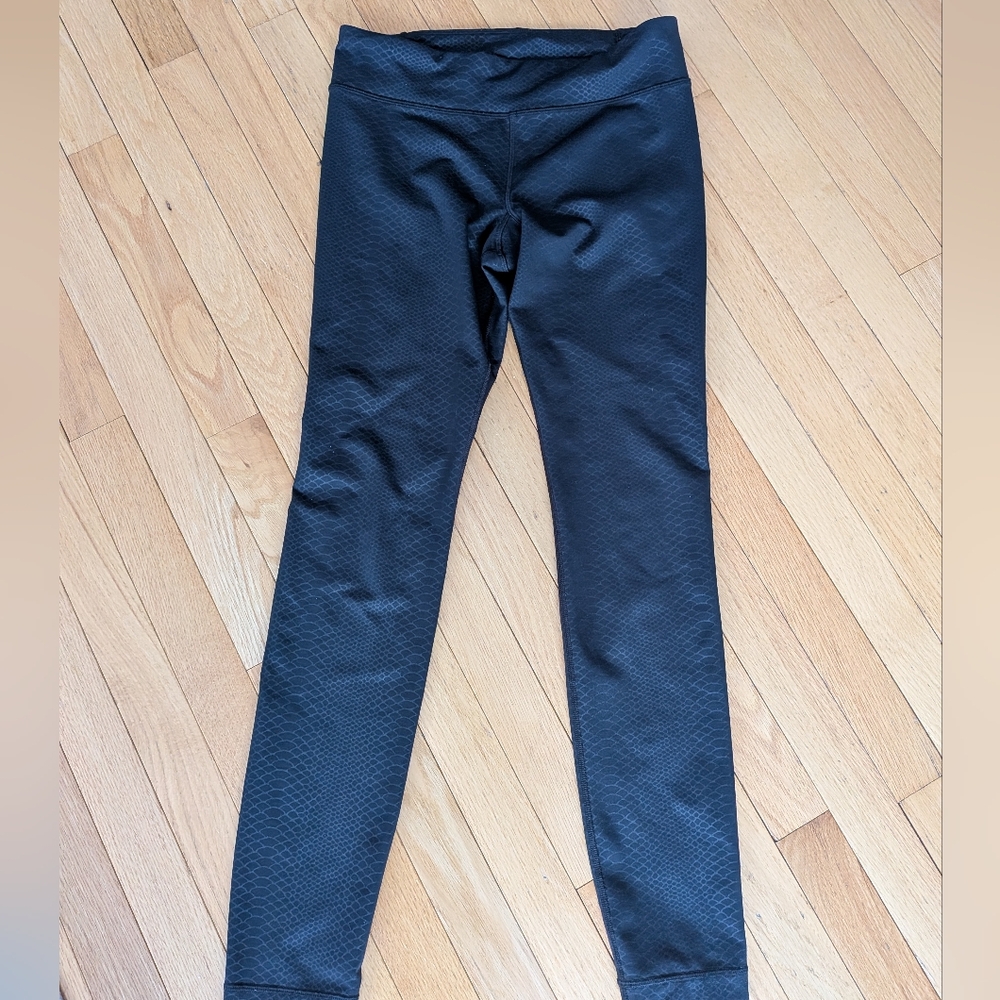 Under Armour AllseasonGear Leggings Size M